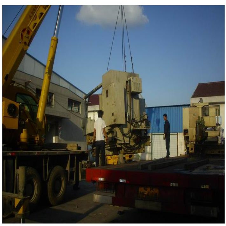 黄梅专业起重吊装服务